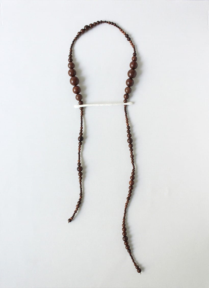 Qiqi Zebra Wood Big Clip Necklace